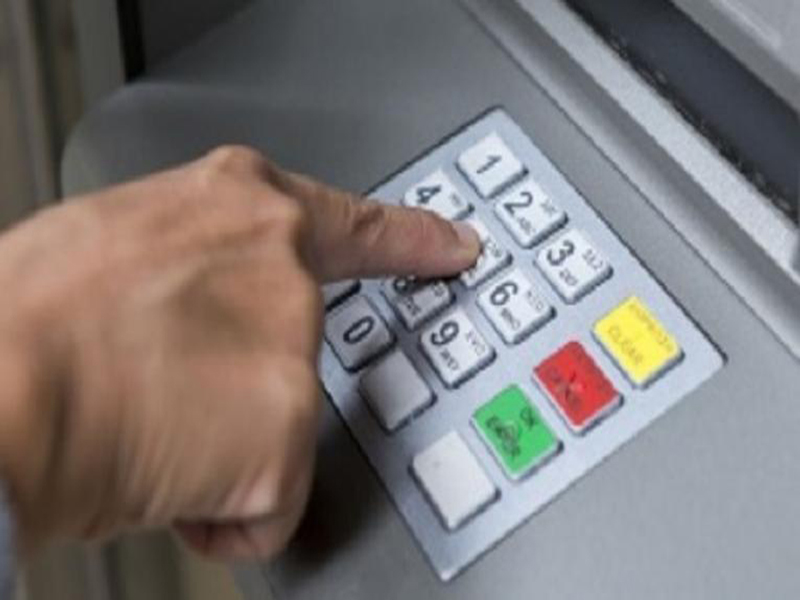 Un aterrizaje complejo y pendiente en Palma Soriano:  la Bancarización