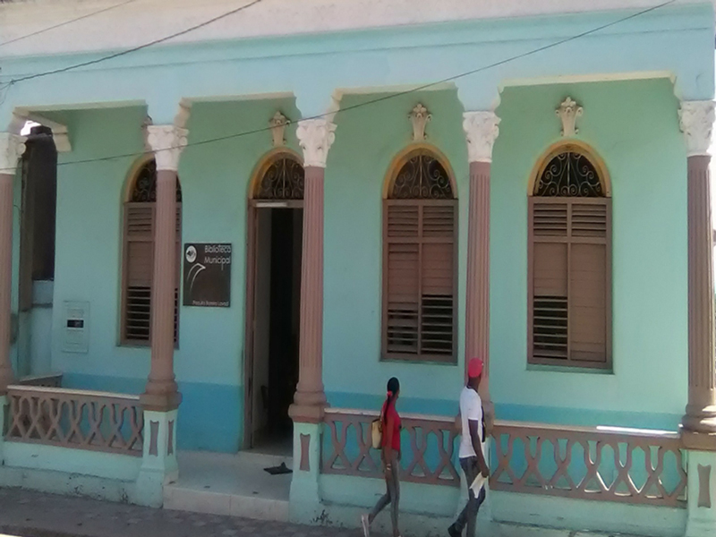 Biblioteca Pública “Paquito Borrero”: entre sus paredes e historia habitan Cien años de fundada