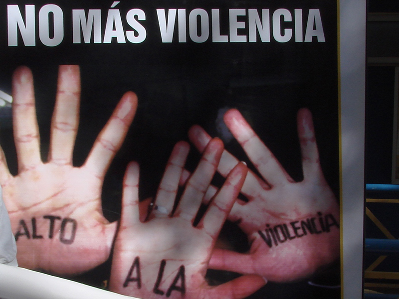 Urge poner un freno a la violencia