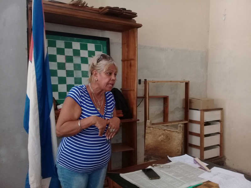 Debaten trabajadores del Combinado Deportivo cuatro de Palma Soriano Anteproyecto del Nuevo Código de Trabajo