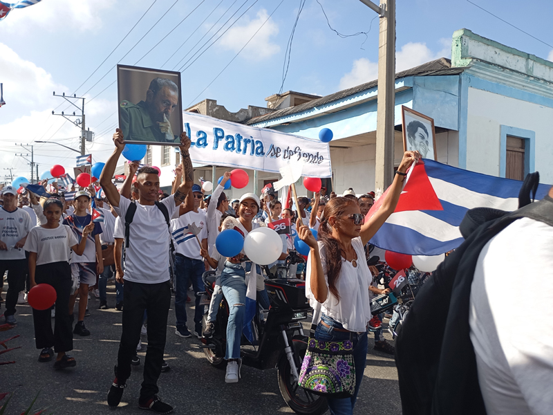 Primero de Mayo en Palma Soriano: un desfile a la altura de su pueblo